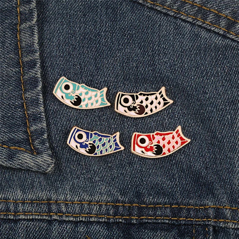 Japoński Koi Emalia Pin Lucky Kreskówka Kolor Ryb Broszki Ikony Plecak Odzież Lapel Szpilki dla Mężczyzn Kobiet Zwierząt Biżuteria Prezenty
