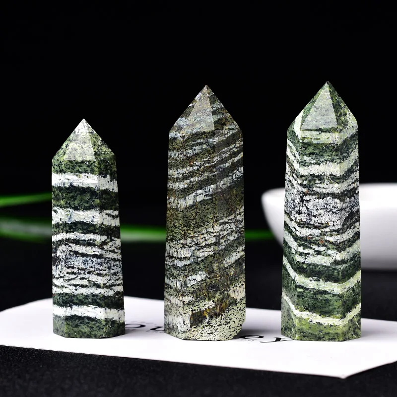 1 szt. Naturalny Kryształ Zielony Punkt Zebra Paski Kamień Uzdrawianie Reiki Obelisk Kwarcowa Różdżka Słup do Dekoracji Domu Piramida Prezent