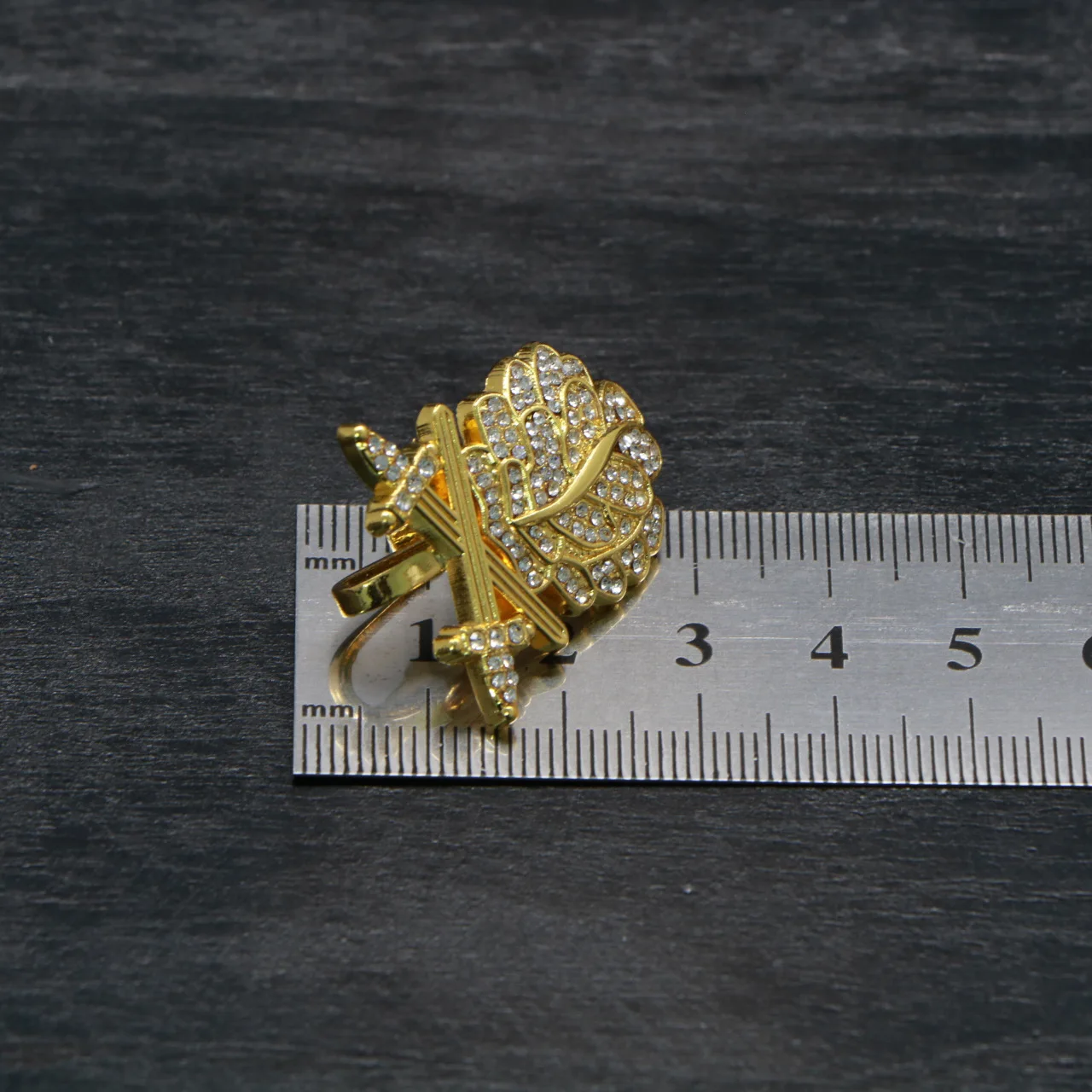 Metalowy medal Niemiecka inkrustowane diamentami złoty i srebrny medal z dębowego liścia rycerski ikonę żelazny krzyż