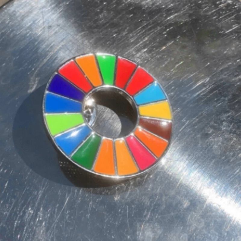 Broszka Celów zrównoważonego rozwoju Organizacja Narodów Zjednoczonych ZUR Tęczowa Szpilka Ikonę 87HB