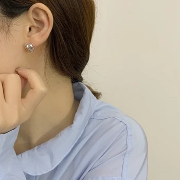 S925 igły Kobiet Biżuteria-Kolczyki Serca Słodkie Koreański Temperament Popularny Projekt Kolczyki Pręta Dla Dziewczyny Lady Prezenty