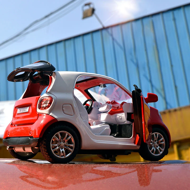 1:24 Symulacja Samochodu Smart Fortwo Stop Metalu Do Odlewania Pod Ciśnieniem Samochodu Zabawka Model Samochodu Metal Dzieci Prezent Samochód Zabawki Dla Dzieci